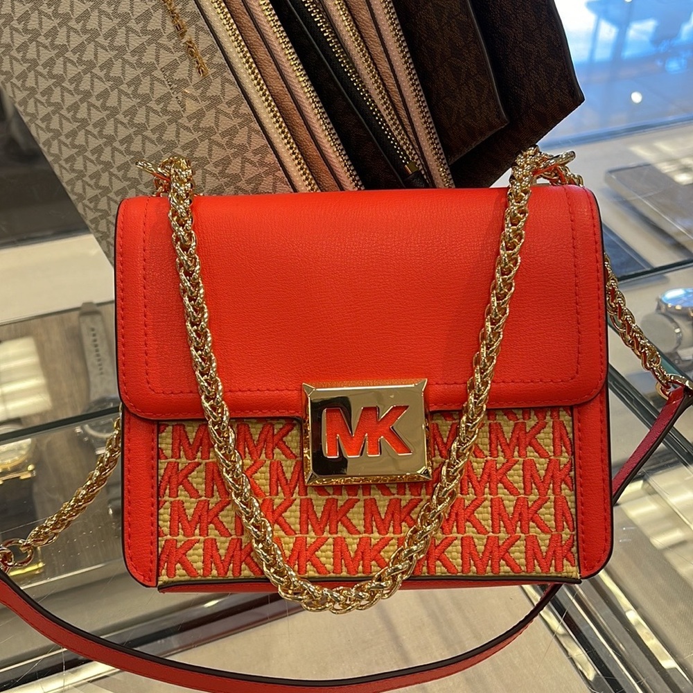 MICHAEL KORS SONIA SMALL SHOULDER XBODY 
Coral Reef - Picture 2 of 16